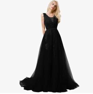 Women's Double V-Neck Tulle Appliques Long Evening Cocktail Gowns Formal Wedding